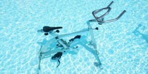 L'aquabike pour bien travailler le cardio
