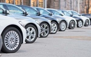 Choisir une voiture quand on est une mère célibataire