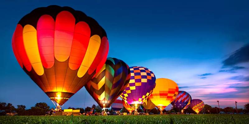 Idée Romantique : Offrez lui un vol en montgolfière