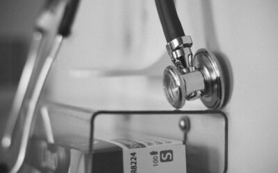 Tout savoir sur le Docteur Jonathan, Chirurgien esthétique sur la Côte d’Azur