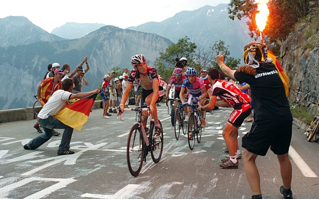 Le cyclisme : top 10 des plus beaux parcours à découvrir en France