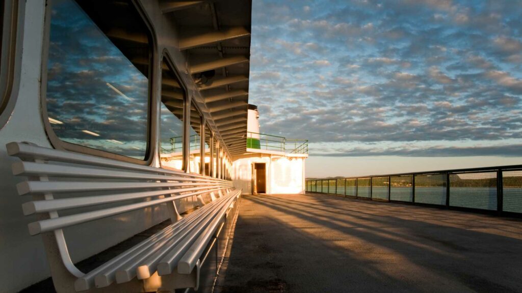 ferry en mer