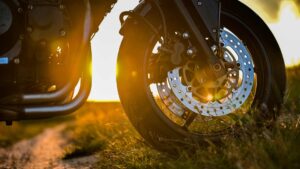 Roue d'une moto