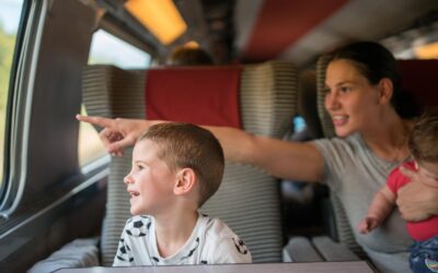 Voyager loin avec des enfants sans avion : astuces et destinations