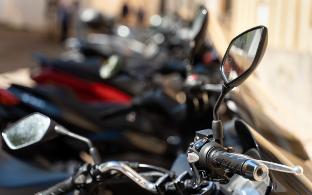 Changer d’assurance moto : les points clés à connaître